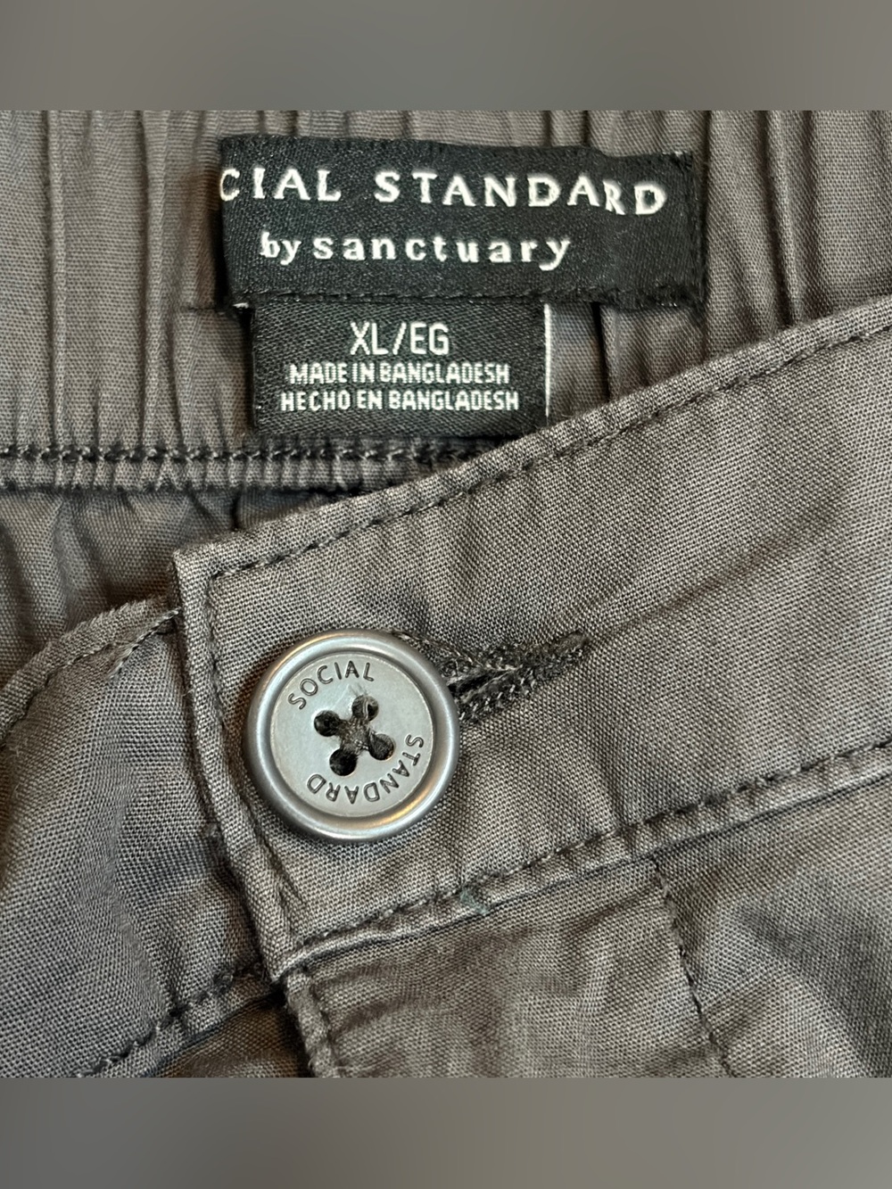 SANCTUARY Social Standard Women’s Portside Cargo Cropped Pant in Gray, XL - Picture 8 of 10
